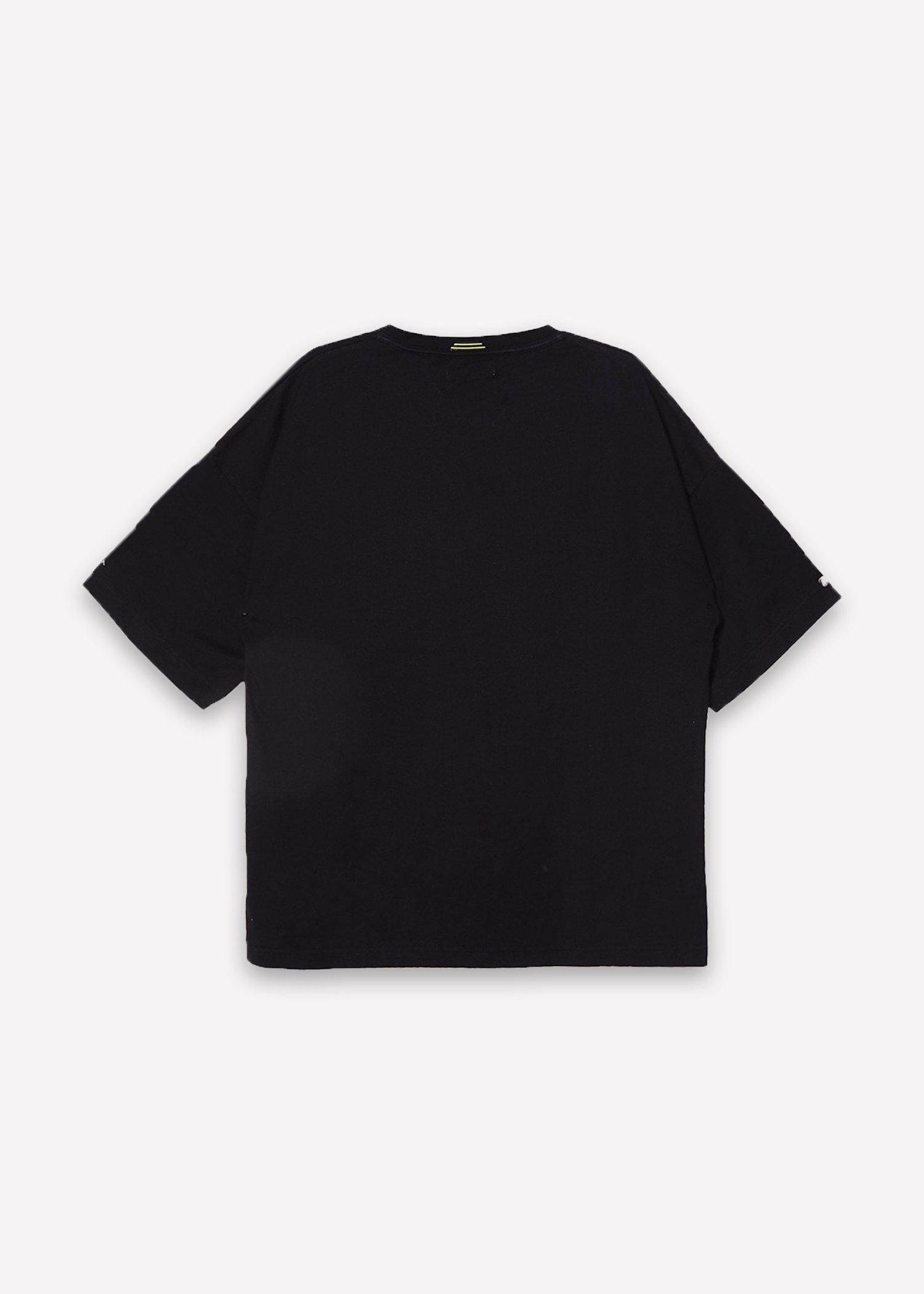 Konus Men's Oversize Scorpion Graphic Tee in Black